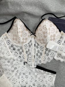 Comfortable Lot Set - Image 9
