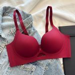 Cutout Seamless Bra